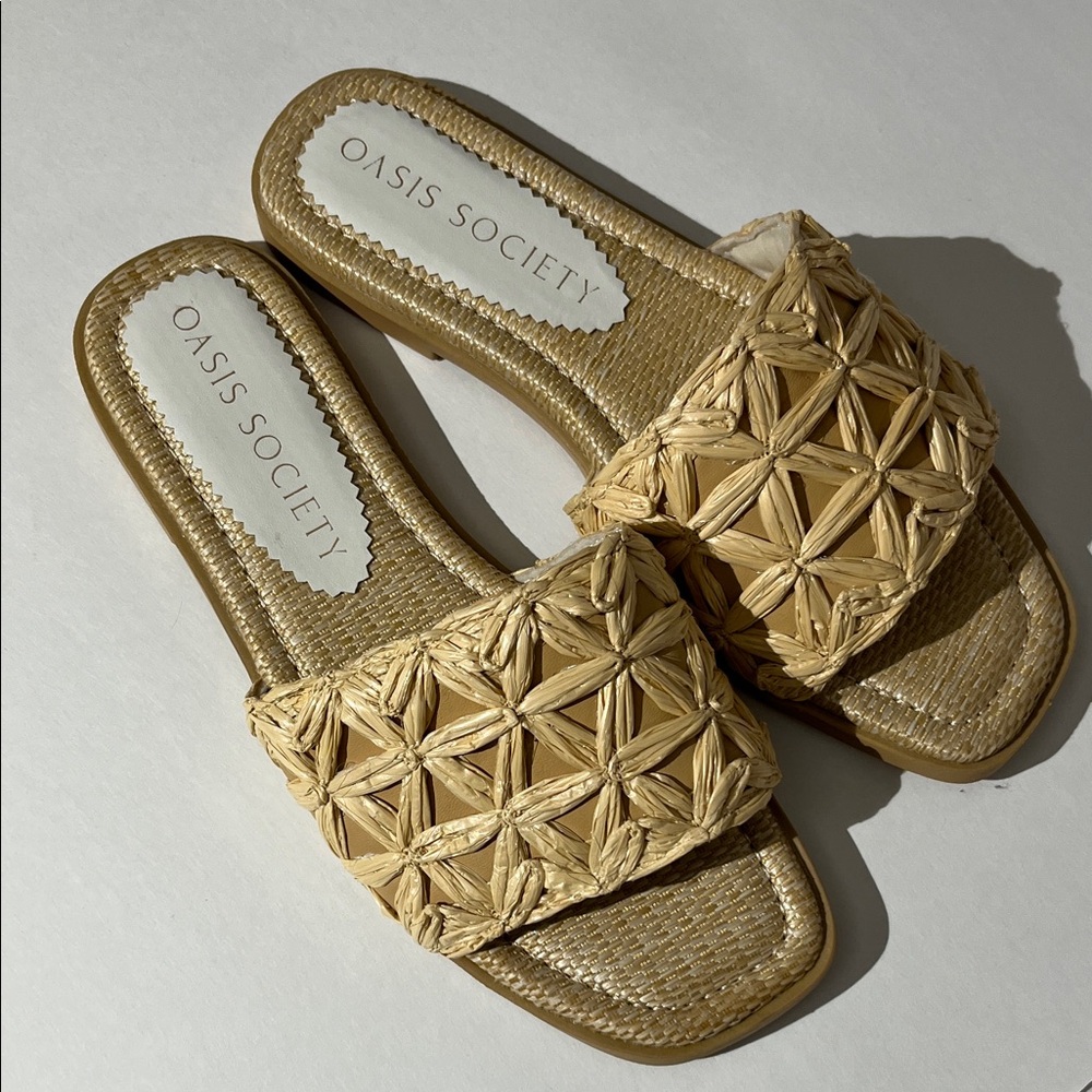 Oasis Society Natasha Raffia Slide Sandals Vegan Leather Womens sz 7 NEW! summer